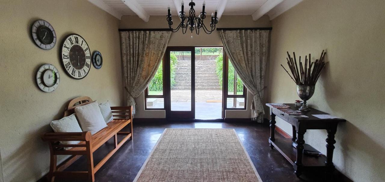Villa Rostrata-On-Lake ヘイジービュー エクステリア 写真